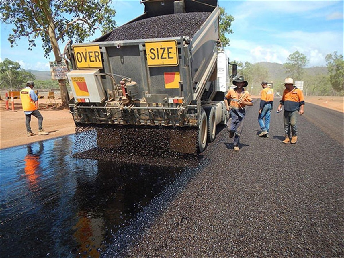 road-resealing-preparation-works-mansfield-shire-council