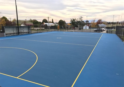 Mansfield Recreation Reserve premier netball court