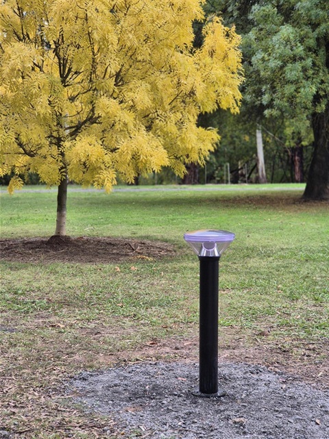 Botanic-Park-Bollards.jpeg