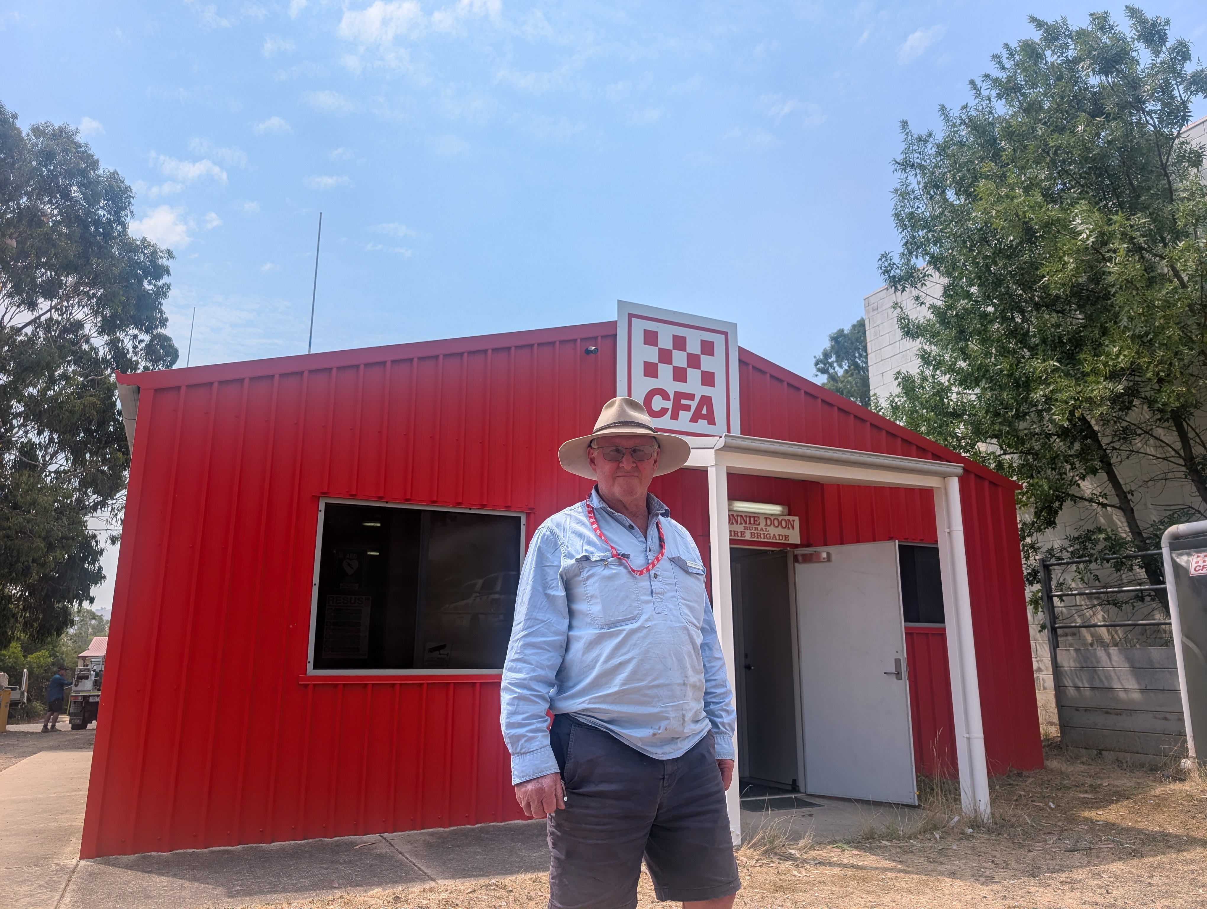 Mayor Cr Rabie outside Bonnie Doon CFA shed during Longwood Berrys Lane fire emergency response